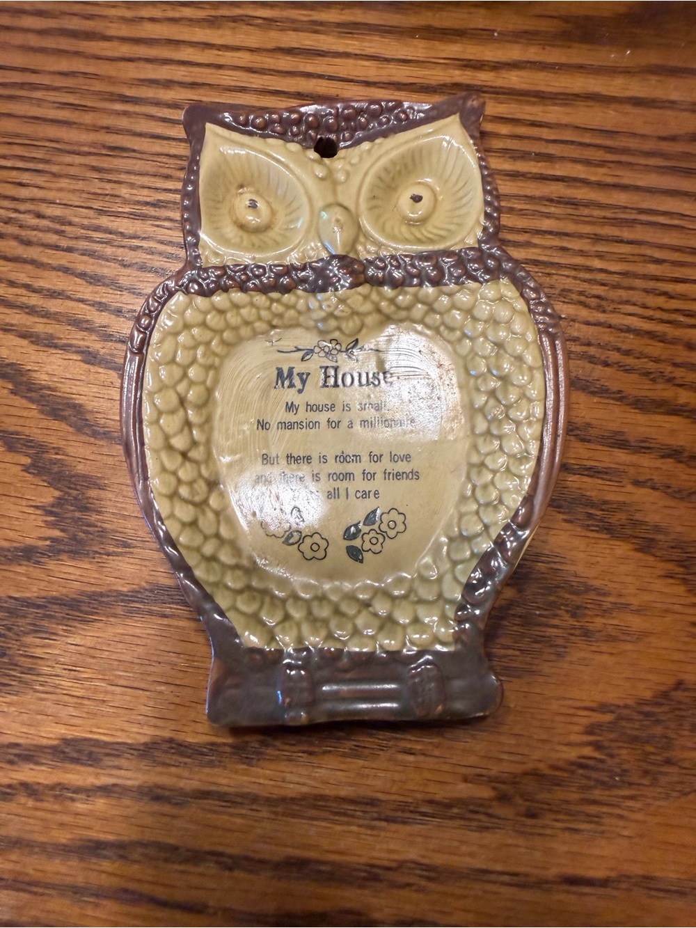 Vintage Ceramic Owl Wall Plaque or spoon rest in Yellow and Brown.Grandma core